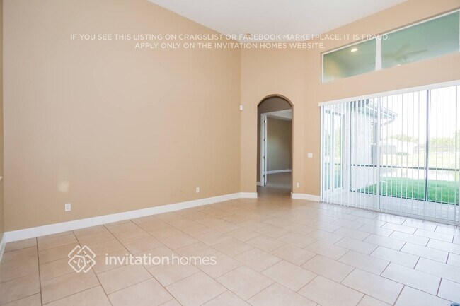 Foto del edificio - 4502 70th Ave E