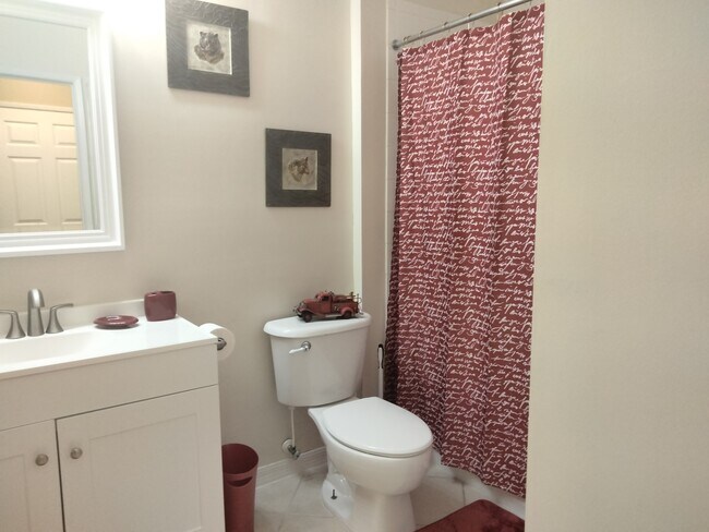 Building Photo - 520 Florida Club Blvd