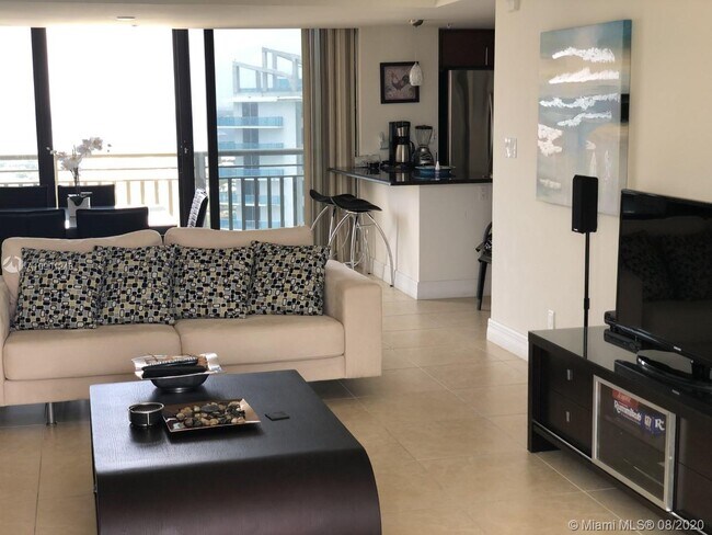 Building Photo - 3000 N Ocean Dr