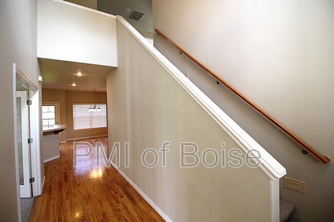 Foto del edificio - 1532 N Tadpole Ct