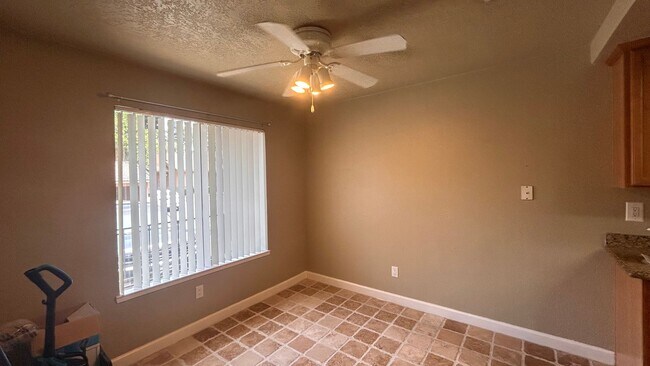 Building Photo - 4002 Elmo Loop