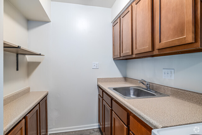 1BD, 1BA - 500SF - Cocina - Maplewood Manor