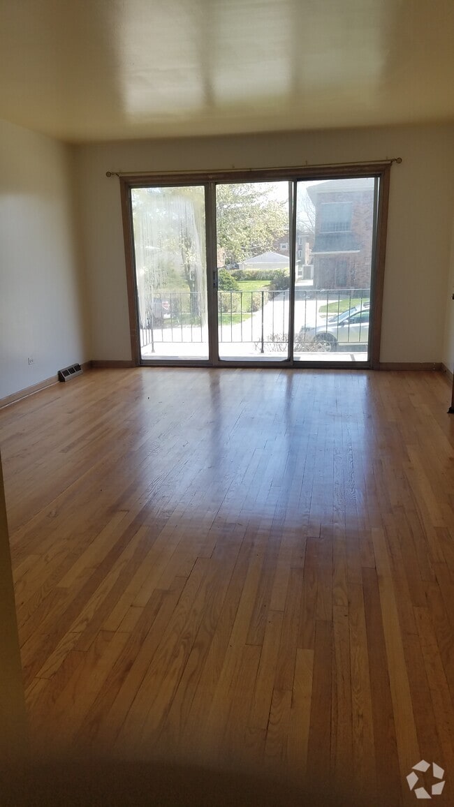 Building Photo - 400 Prairie Ave