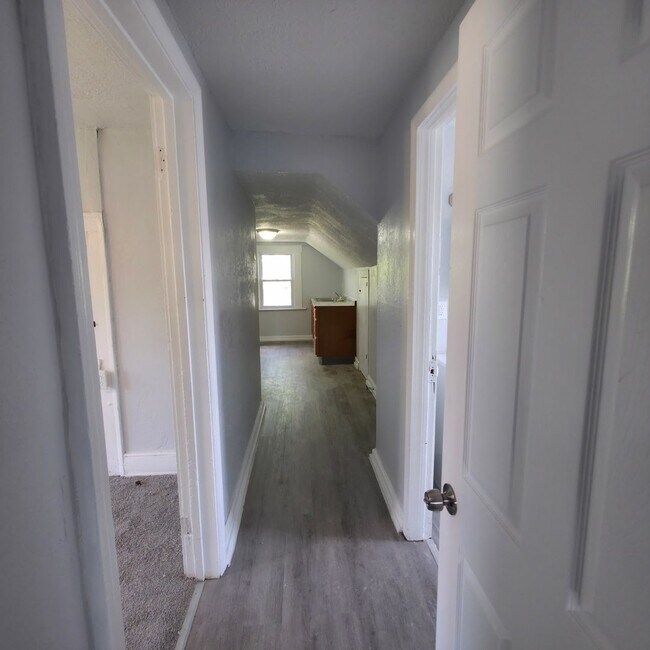 Foto del edificio - 3625 E 153rd St