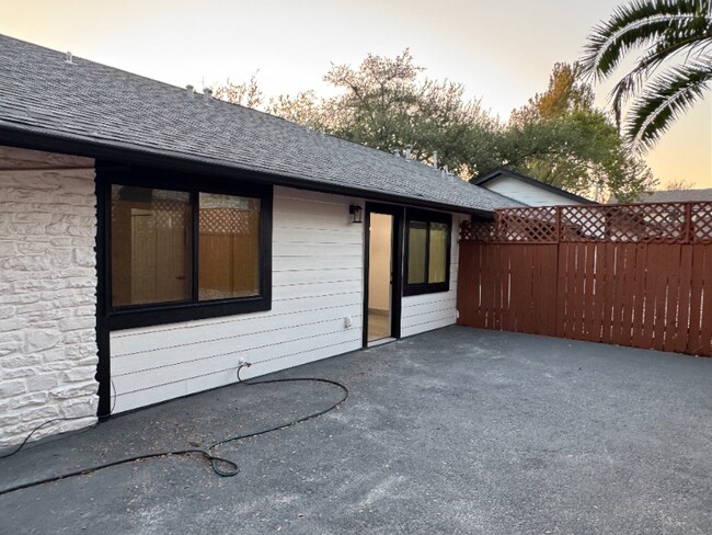 Foto del edificio - 11801 Argonne Forest Trail