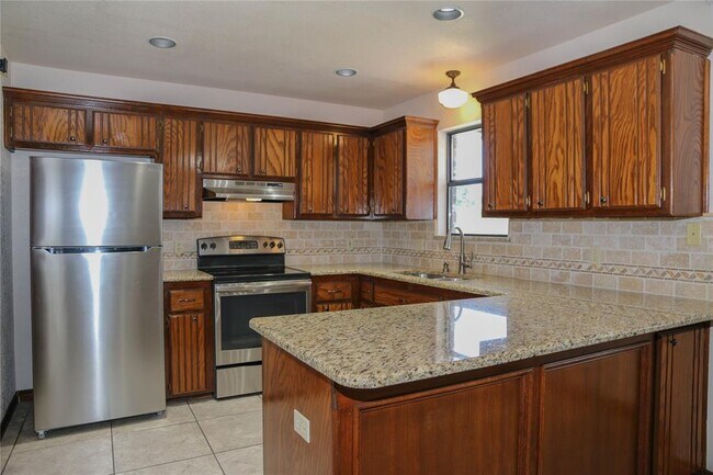 Foto del edificio - 13000 S Robinson Ave