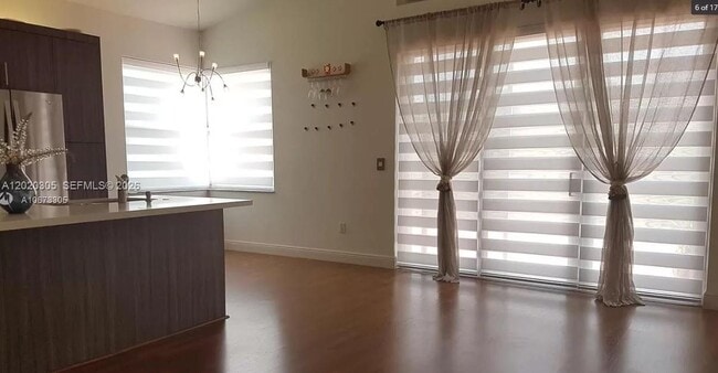 Building Photo - 1433 NW 153rd Ave