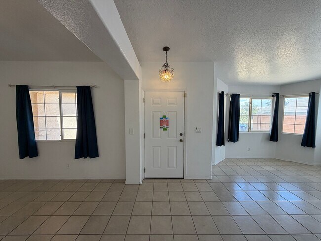 Foto del edificio - 1405 Secret Valley Dr SW