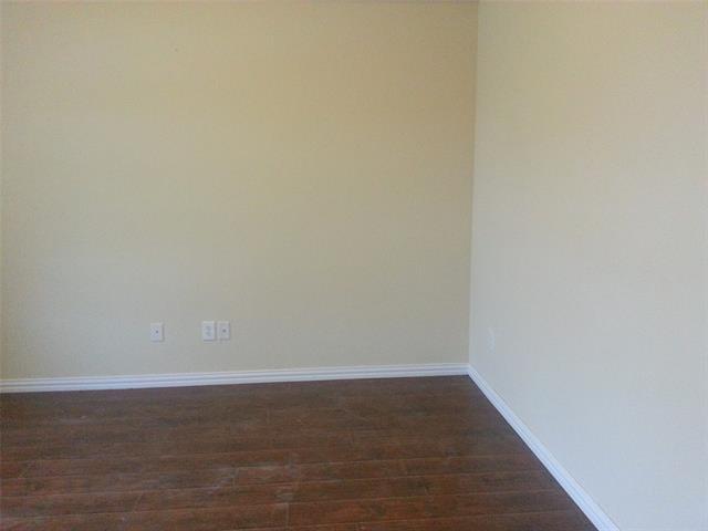 Foto del edificio - 2209 Sun Creek Dr