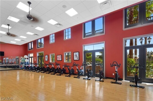 Building Photo - 8661 Mercado Ct