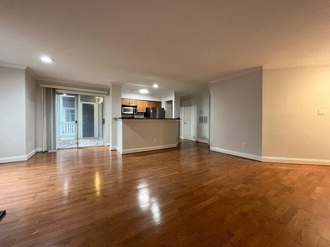 Photo - 2512 Cranbrook Ln Apartment