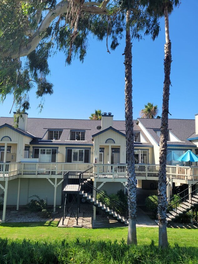 Primary Photo - Charming 2-Bed 2-Bath Townhouse with Delta...