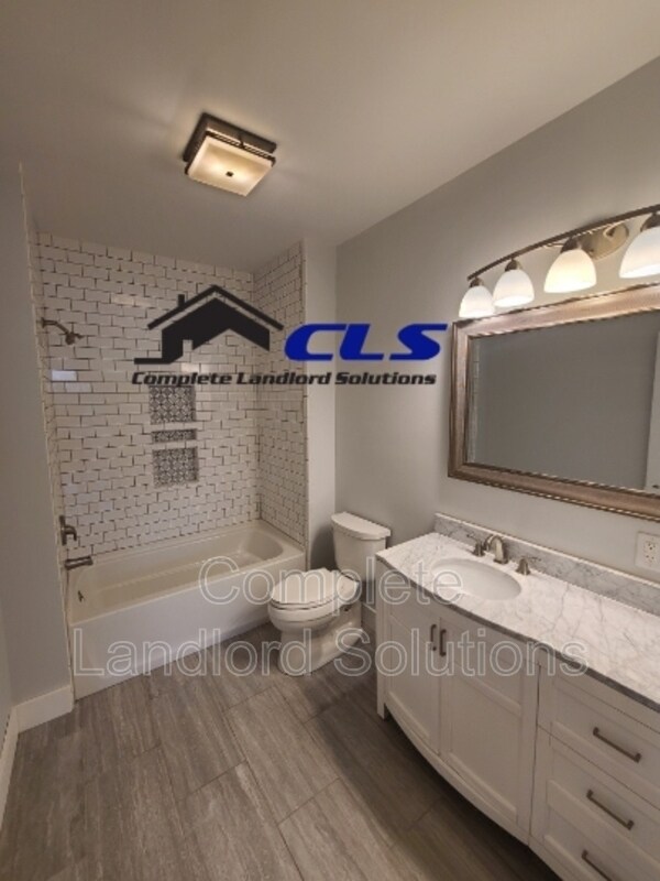 Foto del edificio - 646 Farrington St