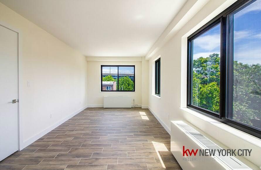 Foto principal - 2527 23rd St