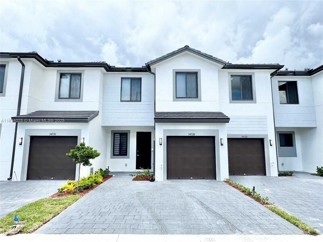 Foto principal - 34526 SW 191st Ave