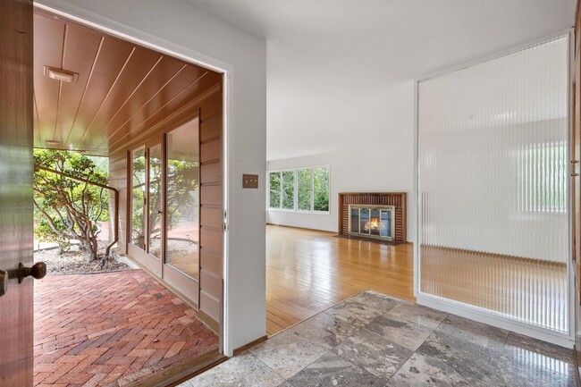 Building Photo - Modern Mid-Century 4 Bedroom, 3 Bath 2,200...