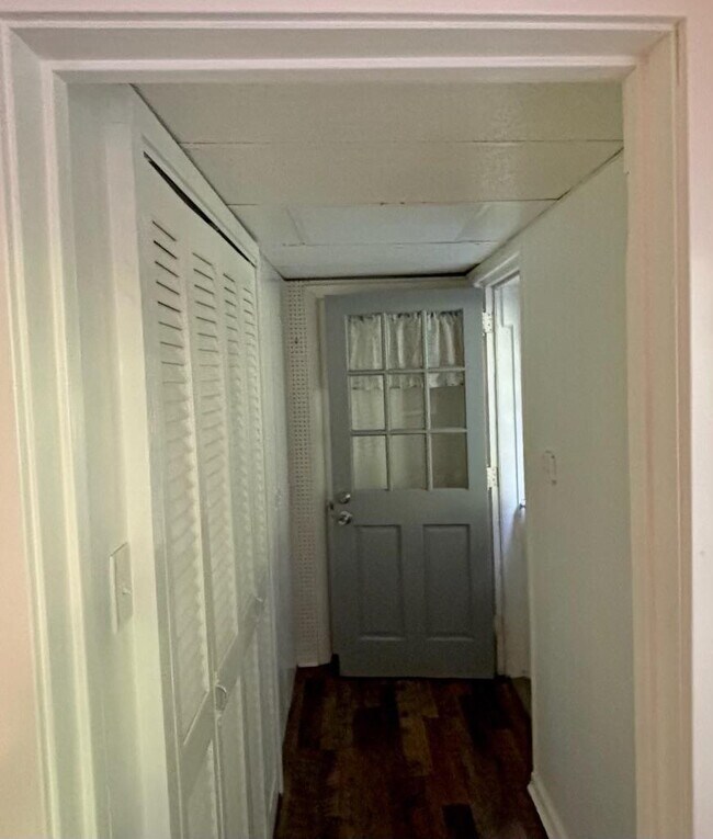 Foto del edificio - Welcome to this charming house built in 19...
