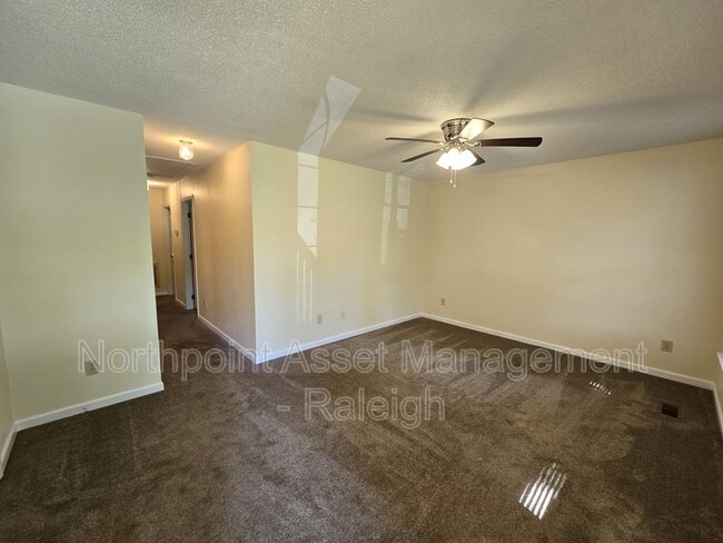 Building Photo - 416 Talmage St