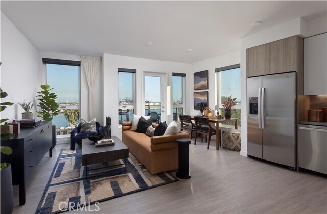 Foto del edificio - 511 S Harbor Blvd