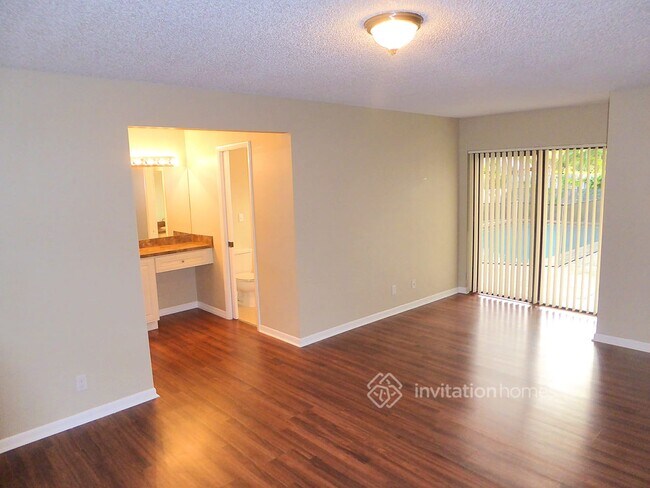 Building Photo - 7478 NW 49th Pl
