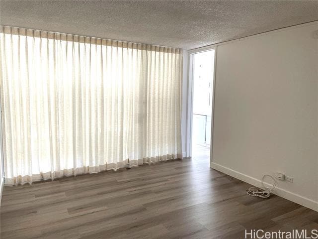 Foto del edificio - 1556 Piikoi St