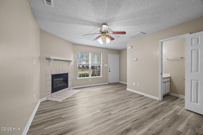 Foto del edificio - 117 Mesa Ln