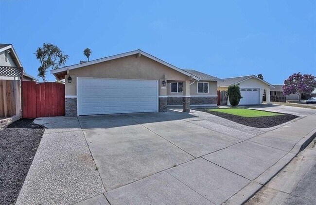 Foto del edificio - 34641 Fielding Ct