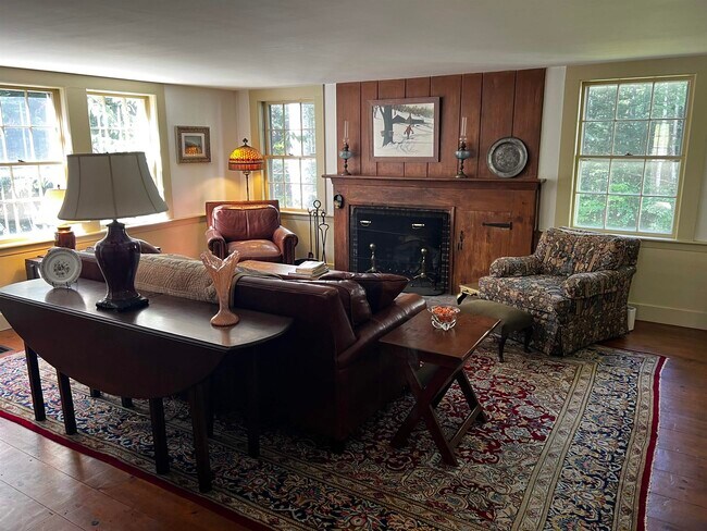 Foto del edificio - 35 Butternut Ln
