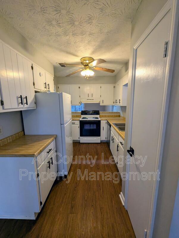 Foto del edificio - 120 Cumberland Ct