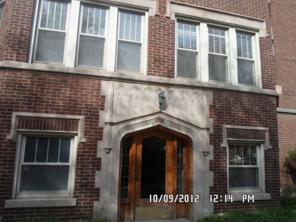 Foto principal - 420 E 81st St