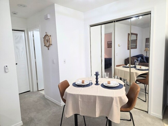 Foto del edificio - Charming 1-bedroom, 1-bath second-floor condo available NOW!