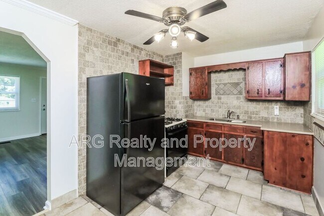 Building Photo - 2845 Cardo Dr NW