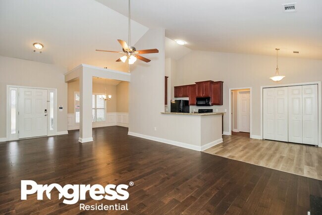 Building Photo - 205 Westridge Cir