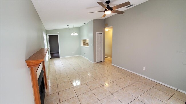 Foto del edificio - 4858 S Semoran Blvd