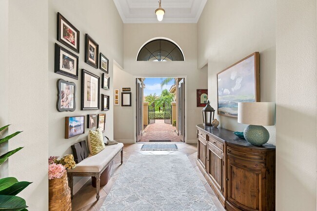 Foto del edificio - Furnished 3 Bedroom Luxurious Single Famil...