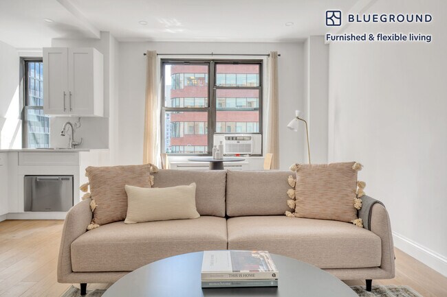 Foto del edificio - 160 E 48th St