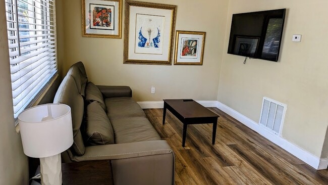 Fotografía del edificio - 130 17th St N