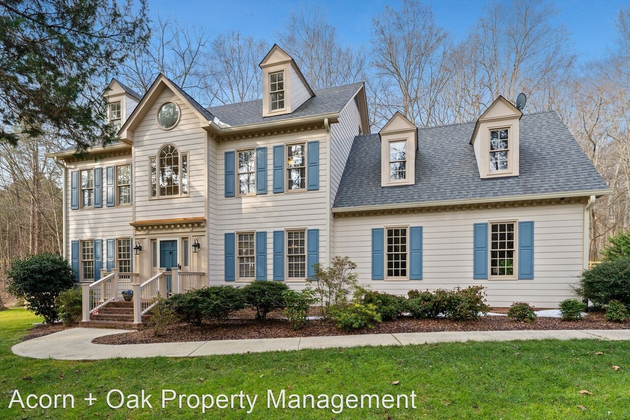 Primary Photo - 4 br, 3.5 bath House - 303 Hardscrabble Drive