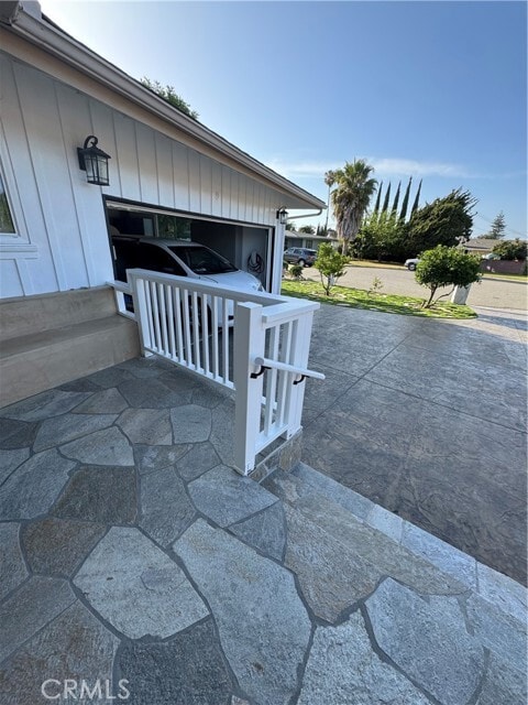 Building Photo - 11596 Bart Dr