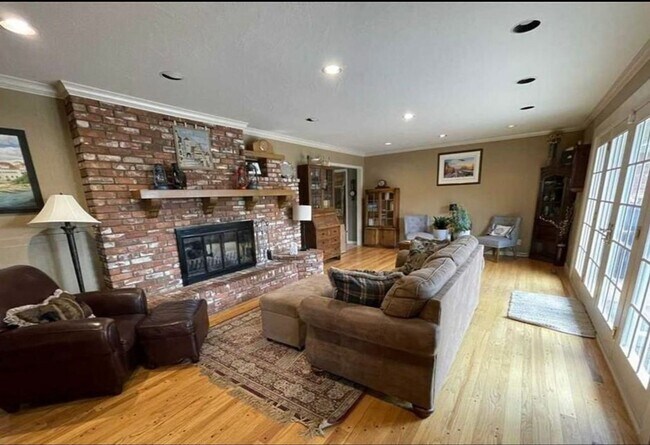 Foto del edificio - Stunning Home!!