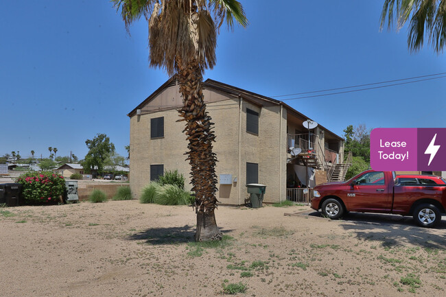 Building Photo - 13021 N 21st Pl