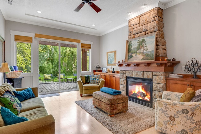 Building Photo - 3060 S Rookery Ln