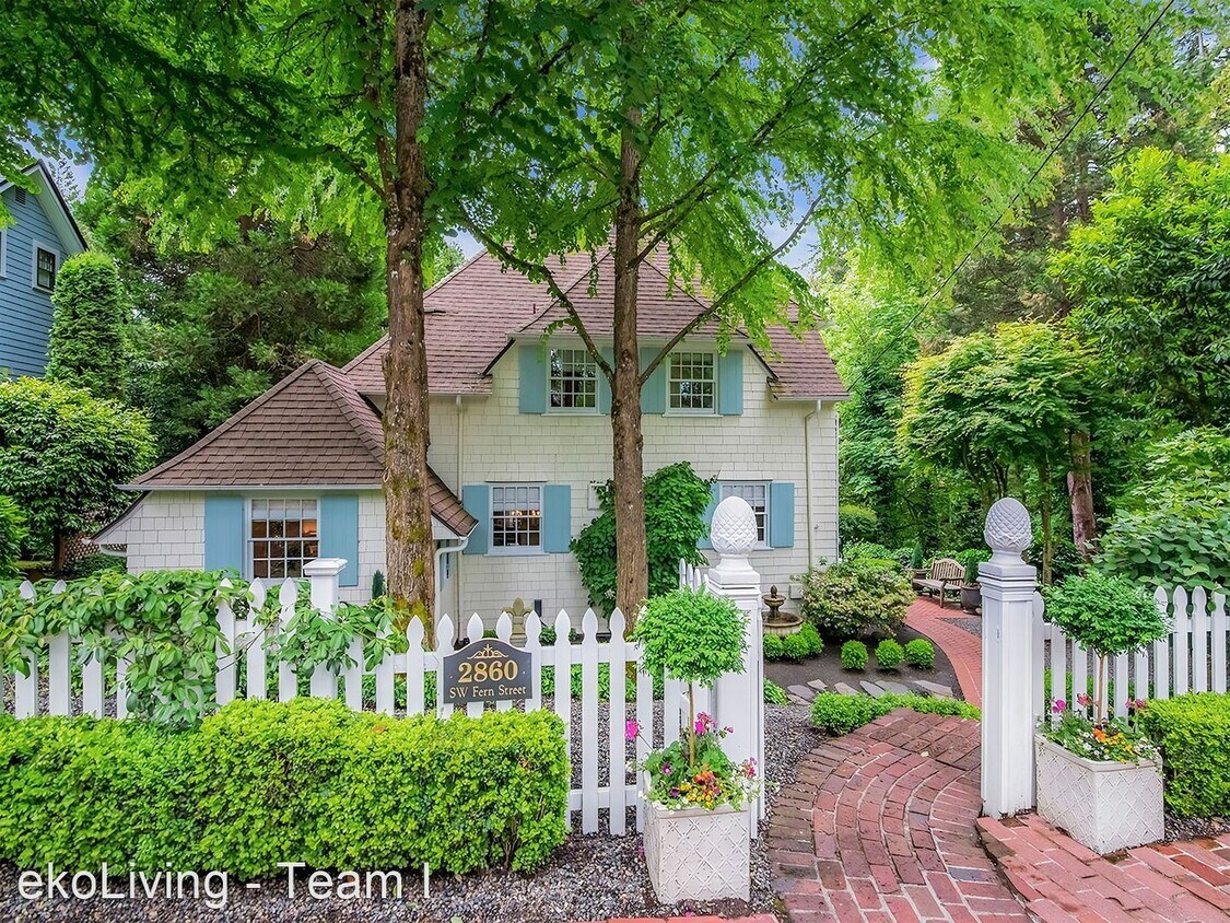 Primary Photo - 3 br, 1.5 bath House - 2860 SW Fern Street