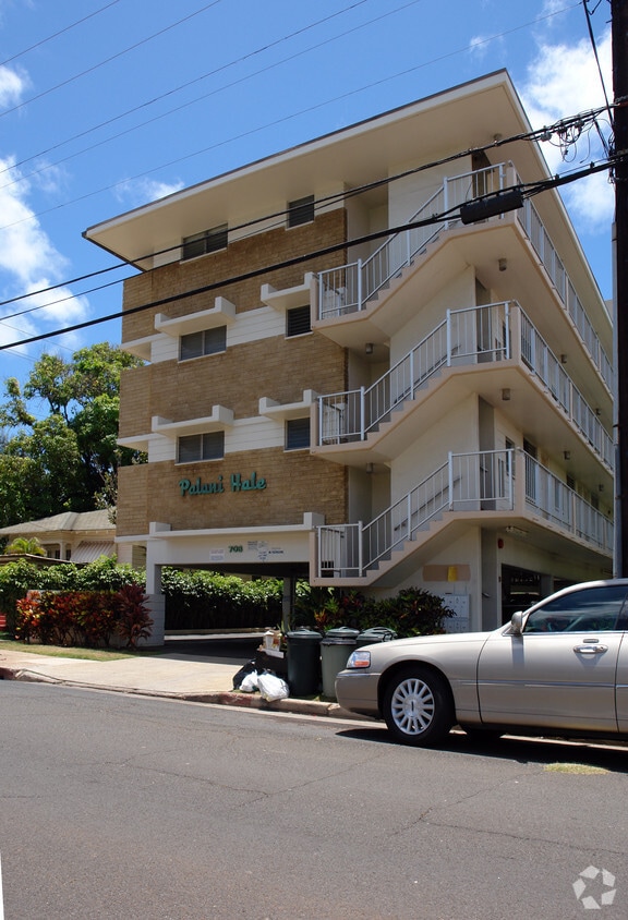 Building Photo - Palani Hale