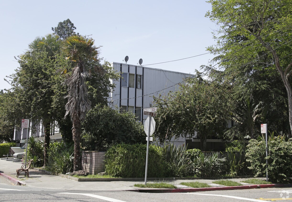 Building Photo - 1542-1548 Tyler St