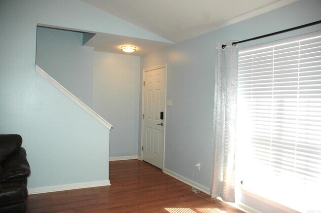 Foto del edificio - 46 Park Ridge Dr