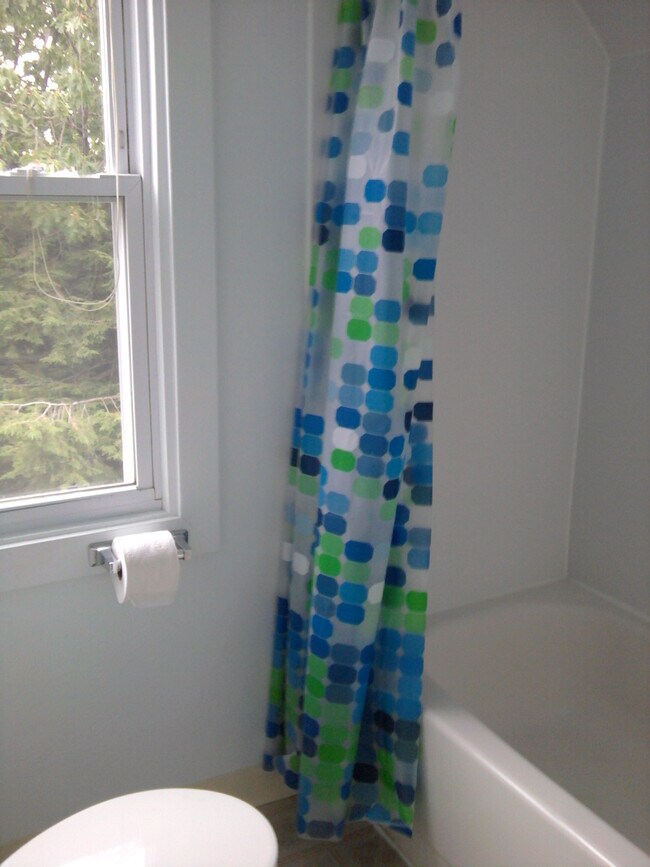 Building Photo - 2479 E 124th St