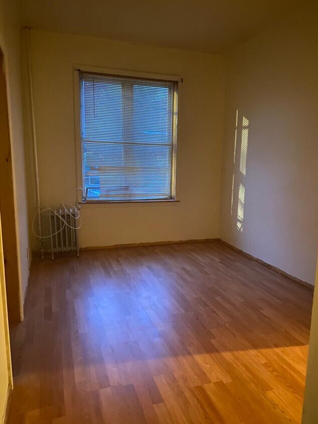 Primary Photo - 258 McKinley Ave