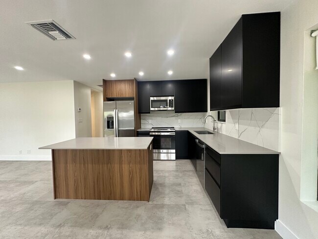 Foto del edificio - 1610 NE 17th Ave