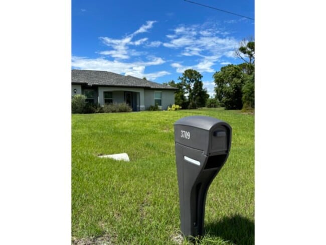 Photo - Spacious 4 Bedroom 2 Bath Home in NW Cape!